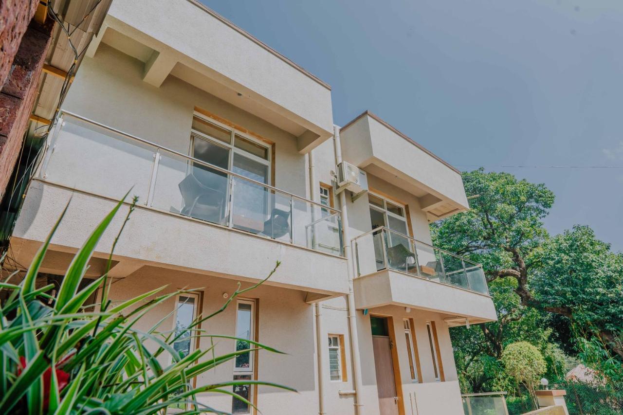 The Oak Woods Hotel Mahabaleshwar Bagian luar foto