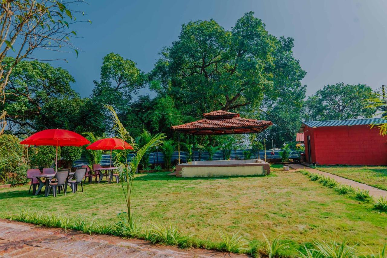 The Oak Woods Hotel Mahabaleshwar Bagian luar foto