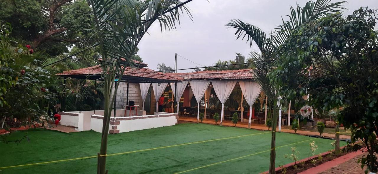 The Oak Woods Hotel Mahabaleshwar Bagian luar foto