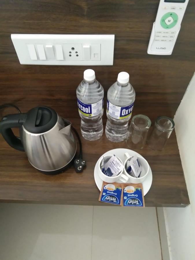 The Oak Woods Hotel Mahabaleshwar Bagian luar foto